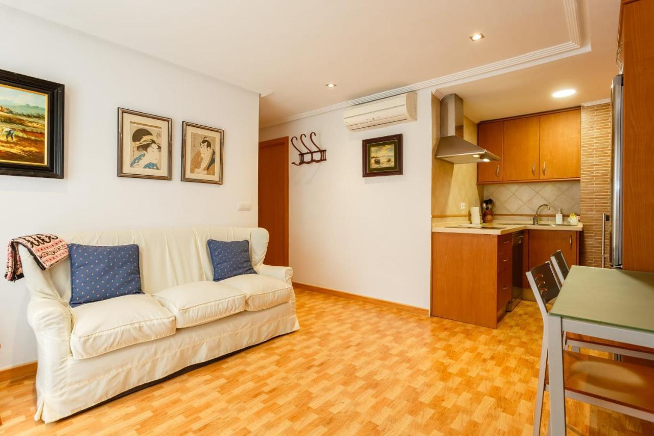 Gatu Villa Elvira Junto Al Hospital Y Playa 2 Dormit Y 2 Banos, Preferente Mayores De 25 Anos Y Familias Cádiz Exterior foto
